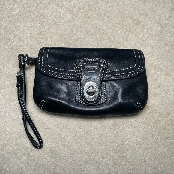 Coach Slim Duffle 9326 in Black - Picture 8 of 13